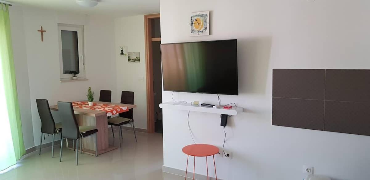 Abc Apartmani Vrsi Εξωτερικό φωτογραφία
