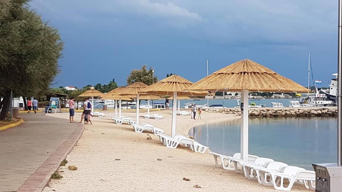 Abc Apartmani Vrsi Εξωτερικό φωτογραφία